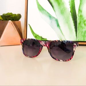💕Colorful Animal Print Sunglasses💕